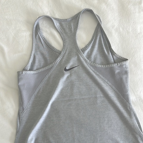Nike Dri-Fit Tank Top - Picture 3 of 3